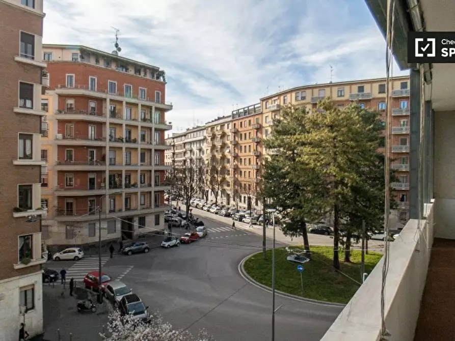 Immagine 6 di Camera condivisa in affitto  in Via Francesco dall'Ongaro a Milano
