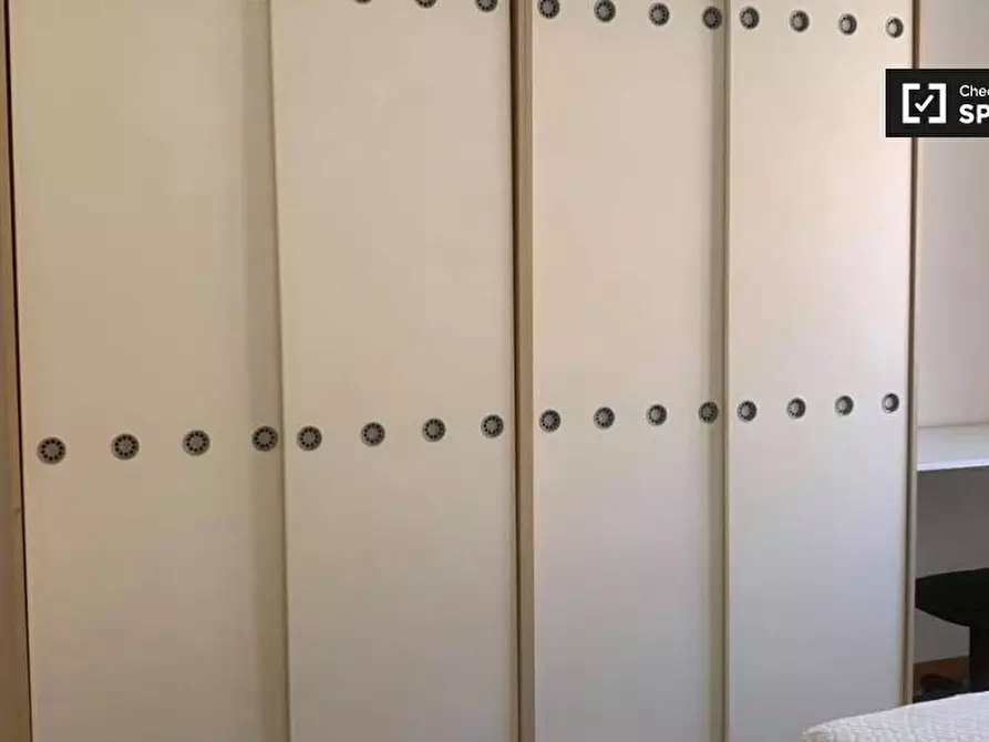 Immagine 17 di Camera condivisa in affitto  in Via Augusto Murri a Roma