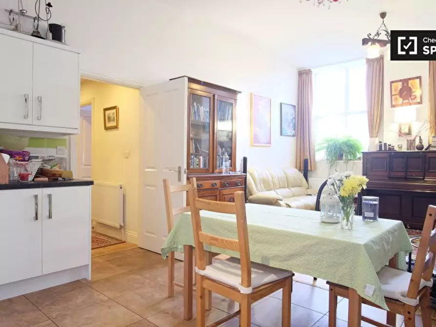 Immagine 9 di Camera condivisa in affitto  in flat, 55 Cooper Rd, London NW10 1BF, UK a Brent