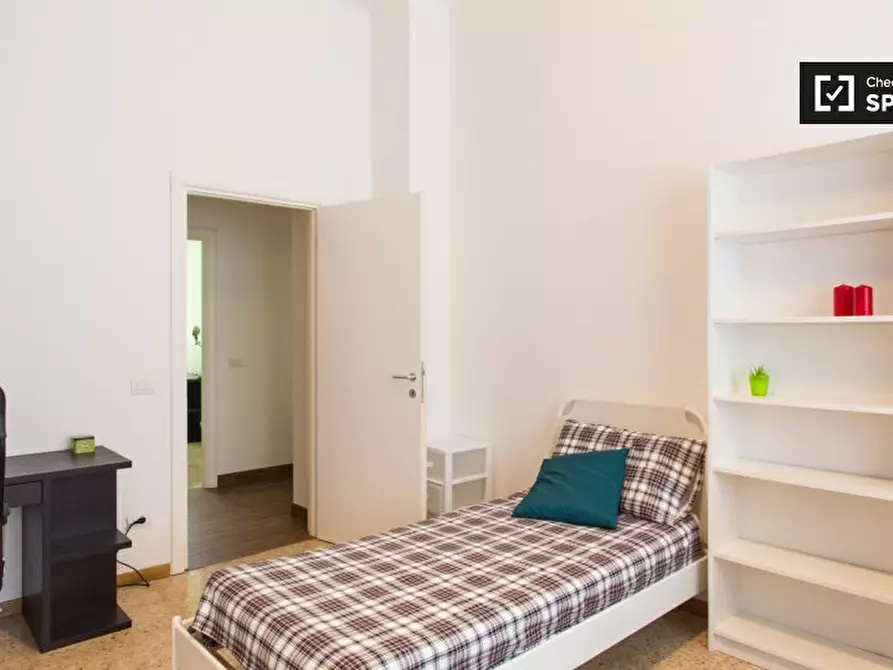 Immagine 5 di Camera condivisa in affitto  in Viale Pietro da Cortona a Milano