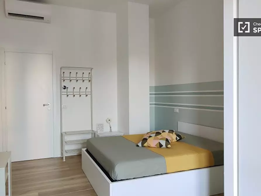 Immagine 19 di Camera condivisa in affitto  in Via Fieno a Milano
