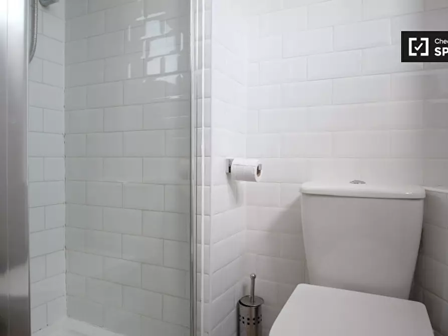 Immagine 11 di Camera condivisa in affitto  in Walter Terrace a Poplar