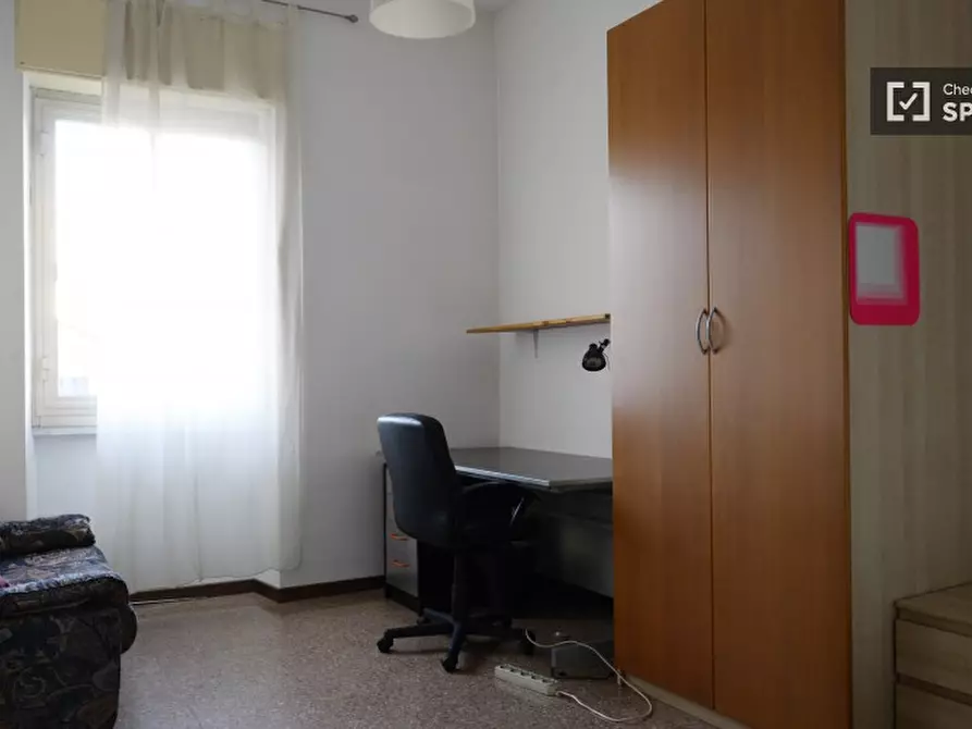 Immagine 10 di Camera condivisa in affitto  in via Baveno a Milano