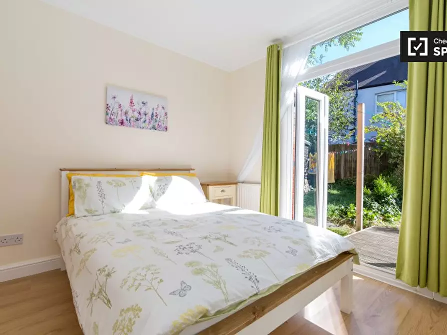 Immagine 17 di Appartamento in affitto  in Heath Rd, Harrow HA1 4DA, UK a Harrow