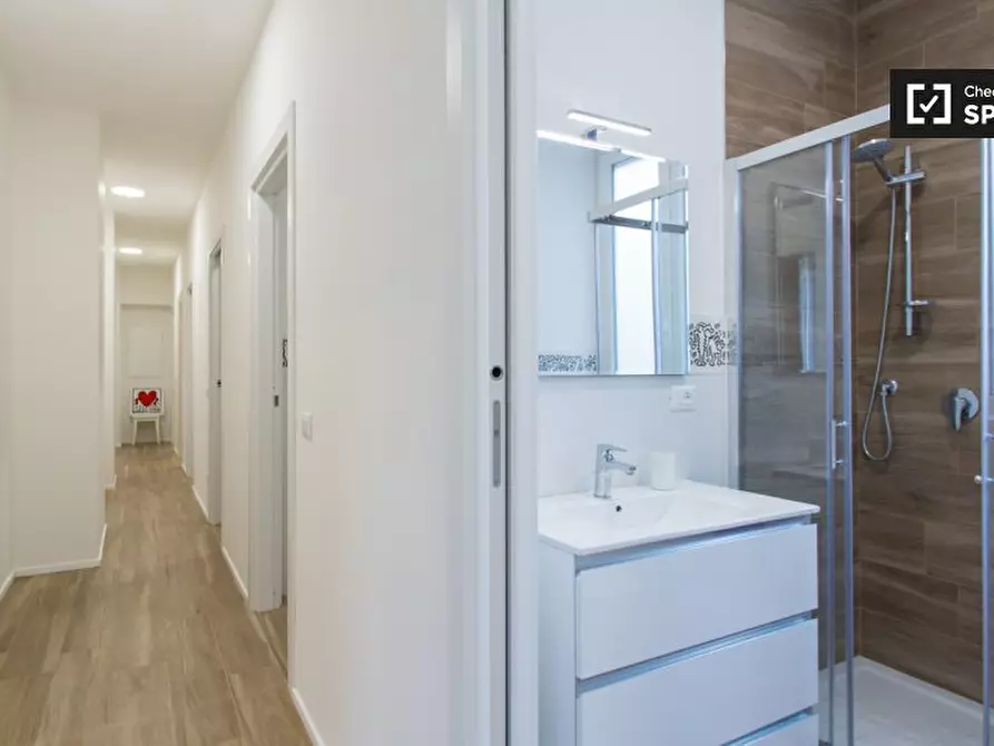 Immagine 7 di Camera condivisa in affitto  in Via Alessandro Milesi a Milano