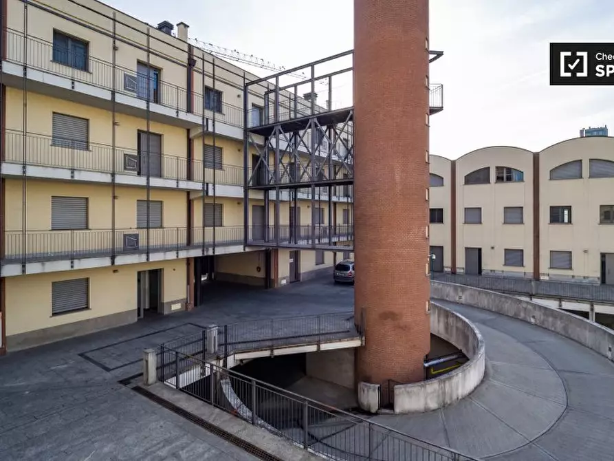 Immagine 10 di Ufficio in affitto  in Via Enrico Cosenz a Milano