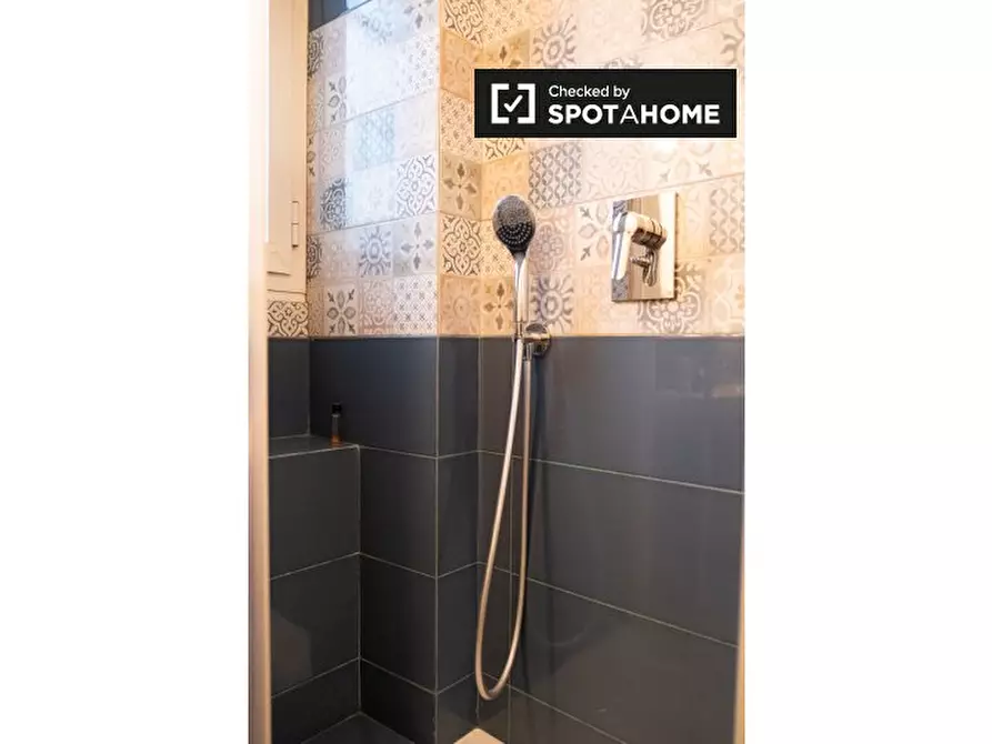 Immagine 7 di Appartamento in affitto  in Via dei Giovi a Roma