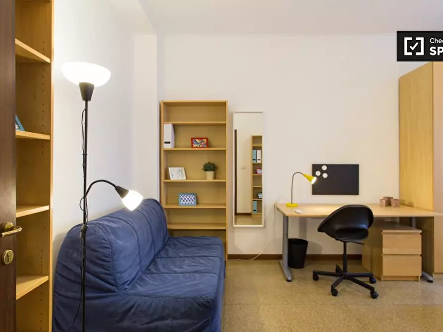 Immagine 3 di Camera condivisa in affitto  in Via Washington a Milano