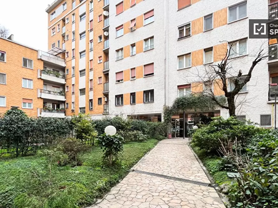 Immagine 17 di Appartamento in affitto  in Via Giovanni da Procida a Milano