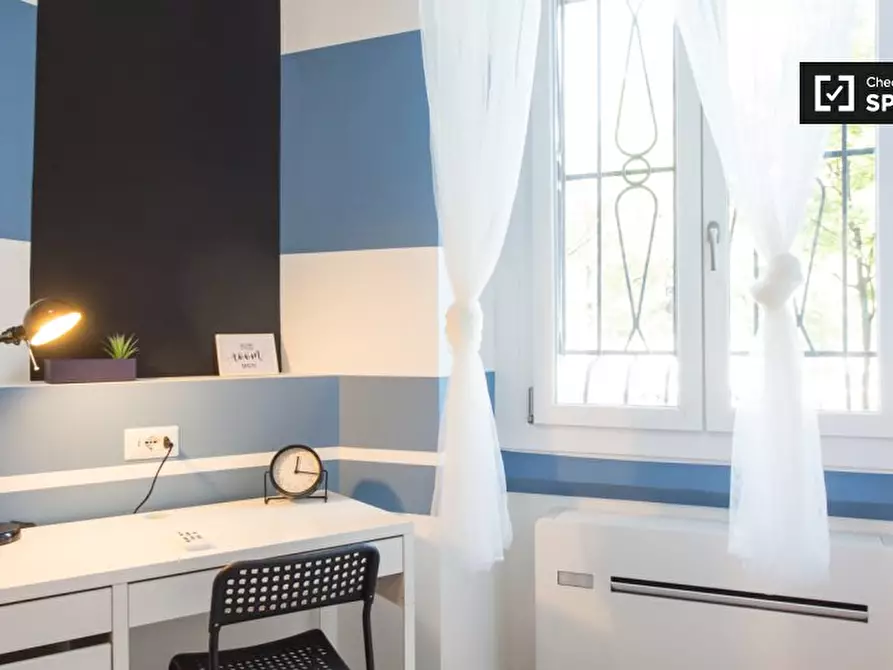 Immagine 15 di Camera condivisa in affitto  in Viale Stelvio a Milano