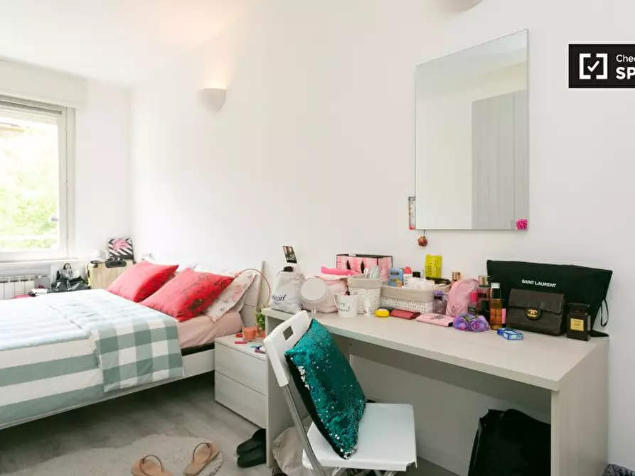 Immagine 2 di Camera condivisa in affitto  in Via Francesco Caracciolo, 20155 Milano MI, Italy a Milano