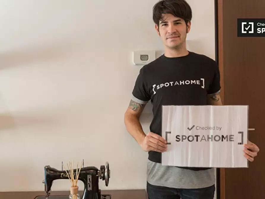 Immagine 14 di Appartamento in affitto  in Via della Chiesa Rossa a Milano