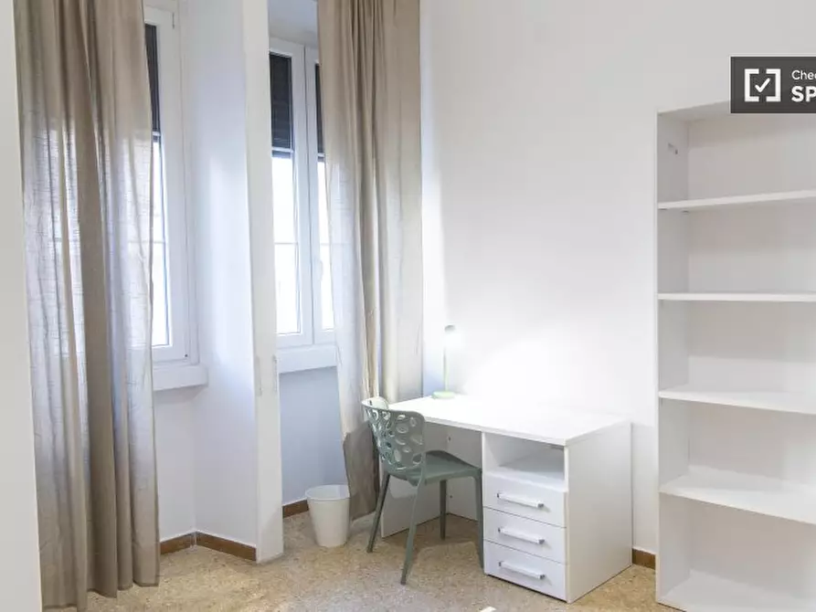 Immagine 17 di Camera condivisa in affitto  in Viale Parioli a Roma