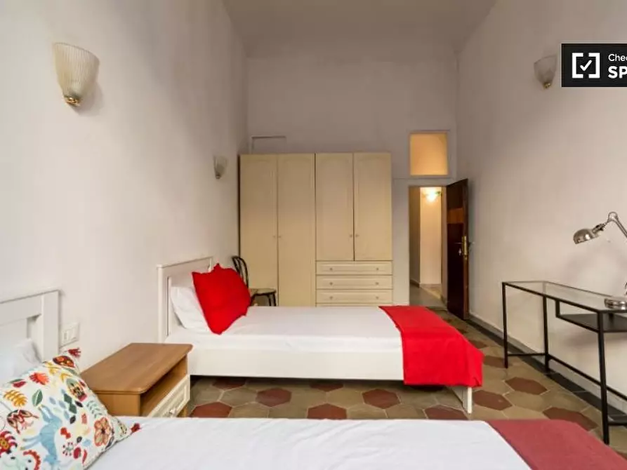 Immagine 2 di Camera condivisa in affitto  in Borgo Ognissanti a Firenze