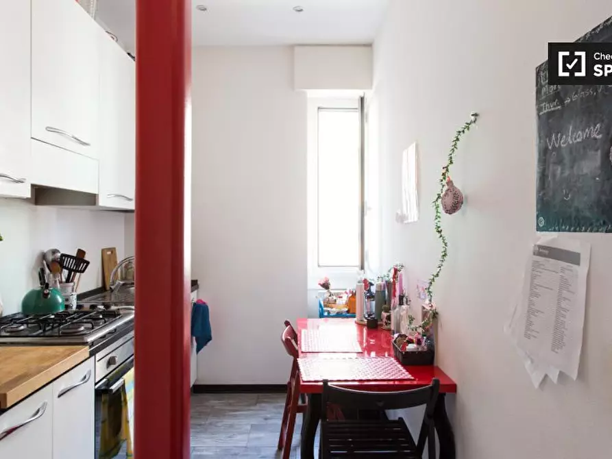 Immagine 13 di Camera condivisa in affitto  in Via degli Imbriani a Milano