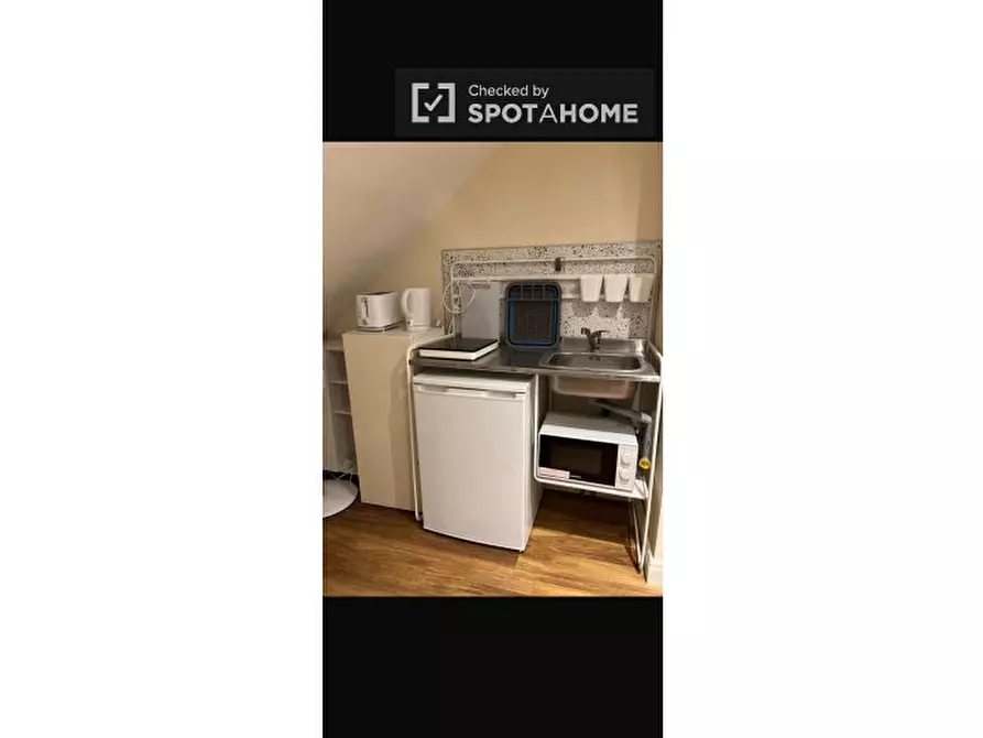 Immagine 5 di Camera condivisa in affitto  in Eastcote Ave a Southall