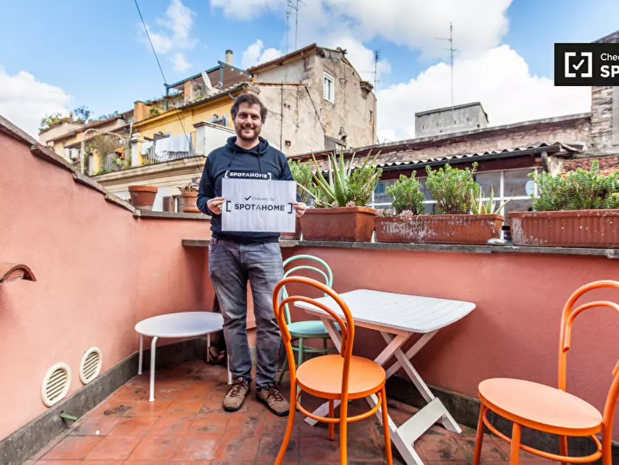 Immagine 8 di Ufficio in affitto  in Arco della Chiesa Nuova a Roma