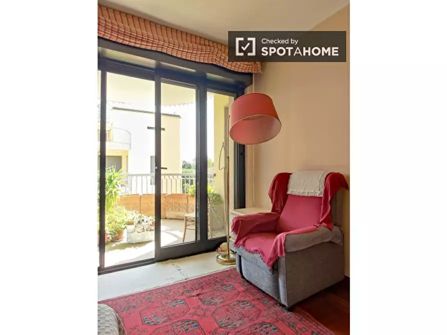 Immagine 2 di Camera condivisa in affitto  in Via Martiri Cefalonia a San Donato Milanese