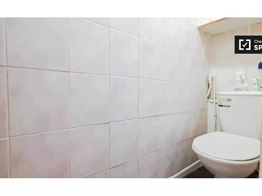 Immagine 10 di Camera condivisa in affitto  in Burwell Walk a Poplar