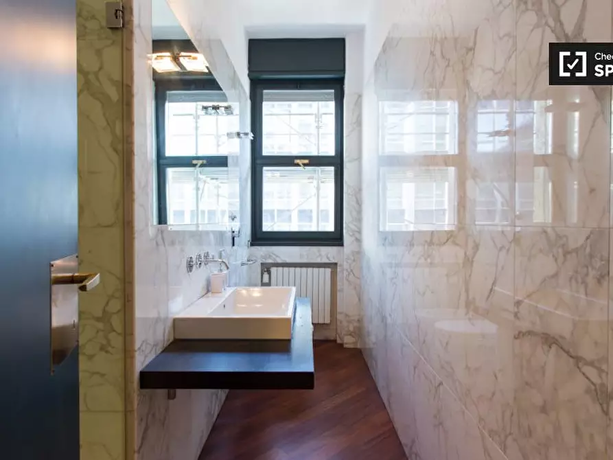 Immagine 9 di Appartamento in affitto  in Via Pantano a Milano