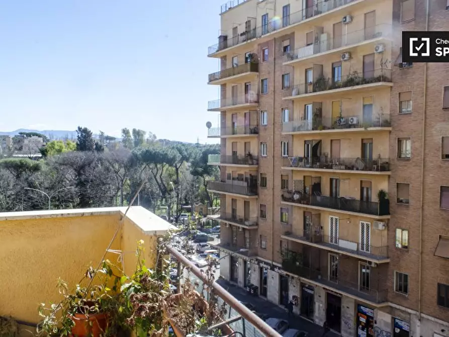 Immagine 5 di Camera condivisa in affitto  in Via Val d'Ossola, 00141 Roma RM, Italy a Roma