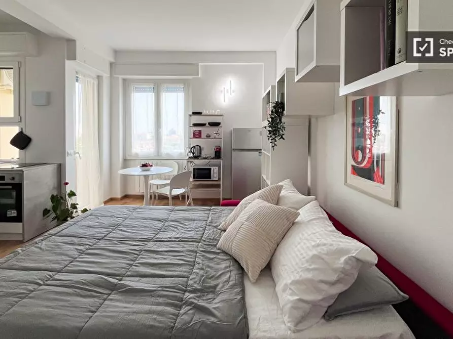 Immagine 6 di Ufficio in affitto  in Via dei Tulipani a Milano