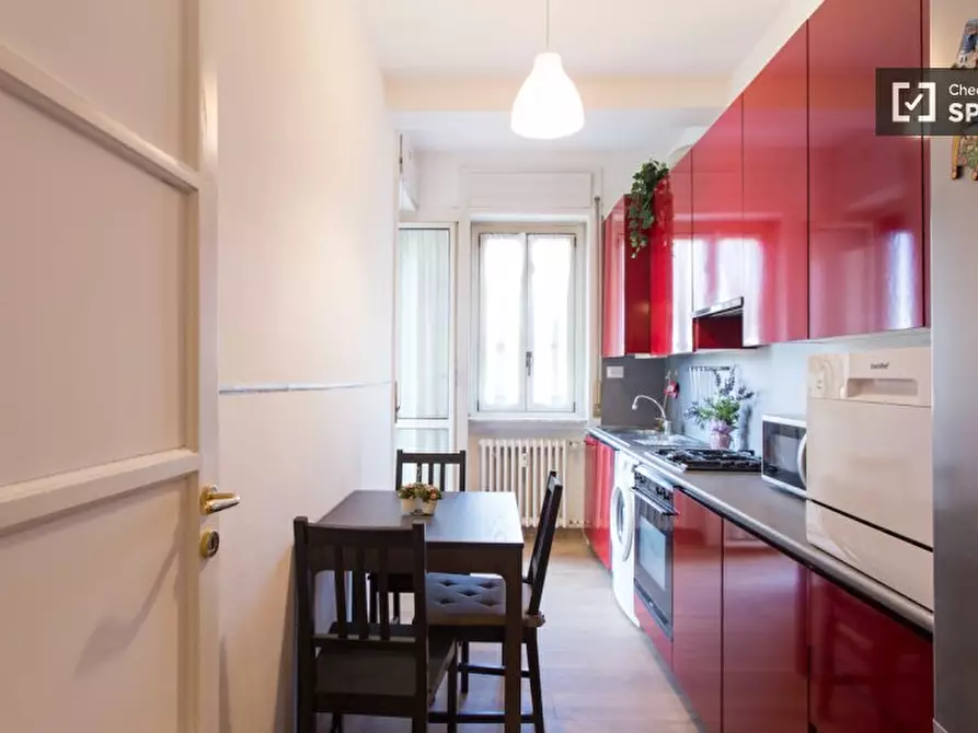 Immagine 8 di Camera condivisa in affitto  in Via Teodosio a Milano