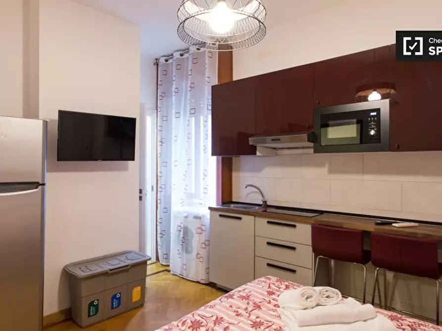 Immagine 3 di Ufficio in affitto  in Via Giovanni Battista Pergolesi a Milano