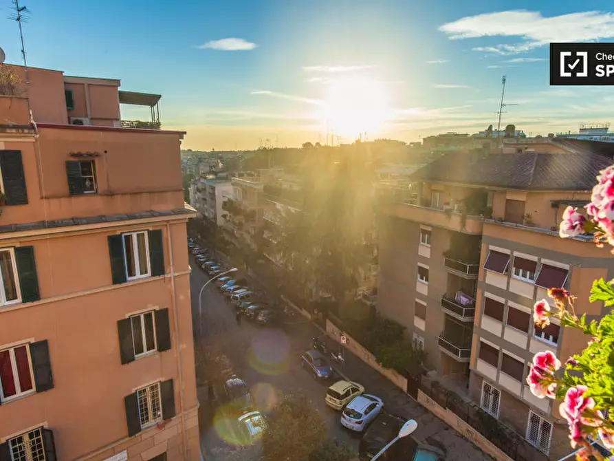 Immagine 19 di Appartamento in affitto  in Via Alberto Mario a Roma