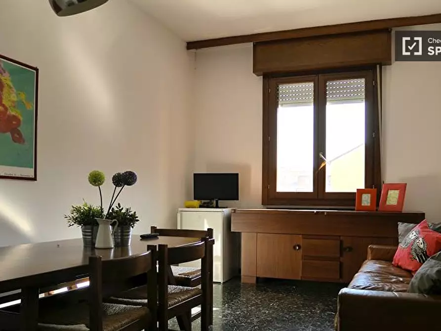 Immagine 3 di Camera condivisa in affitto  in via Negroli a Milano