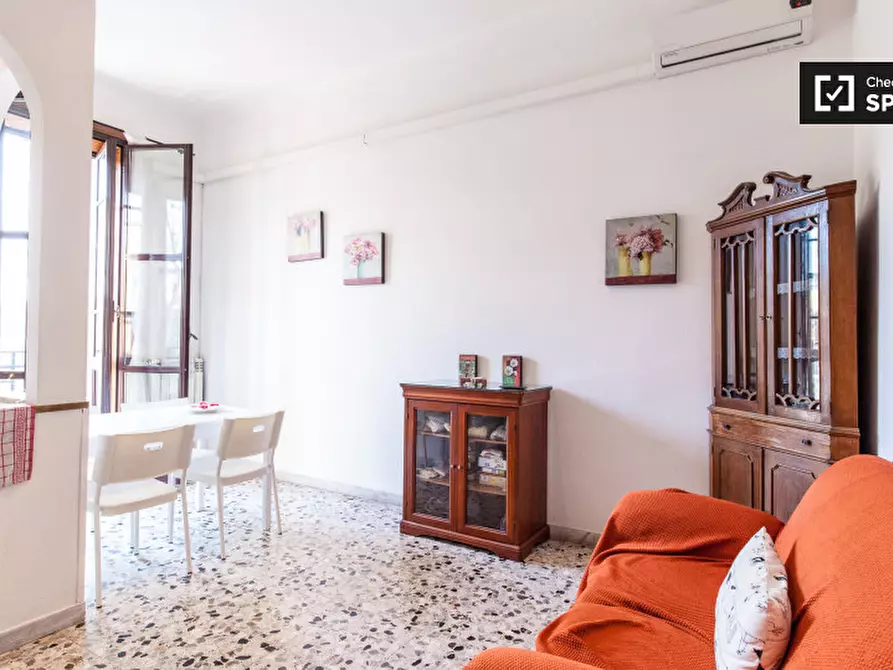 Immagine 6 di Camera condivisa in affitto  in Via Ostiense a Roma