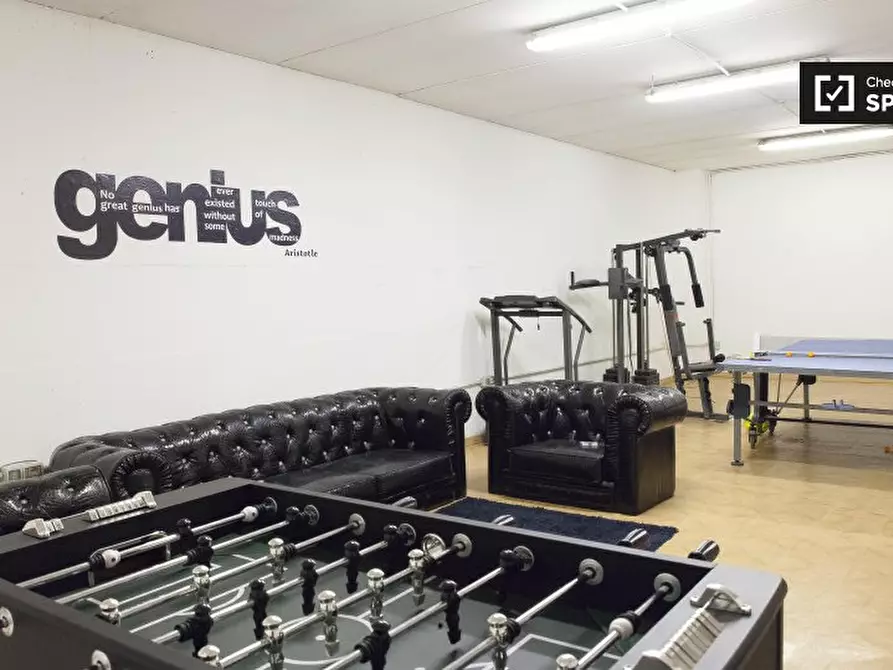 Immagine 11 di Camera condivisa in affitto  in Via Raddusa, 00133 Roma RM, Italy a Roma