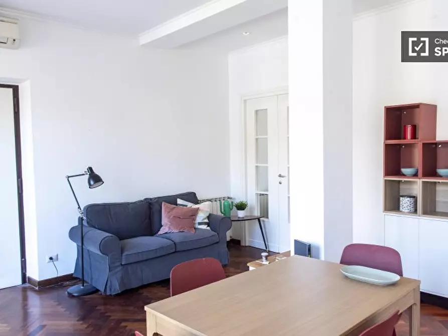 Immagine 5 di Camera condivisa in affitto  in Via Arezzo a Roma