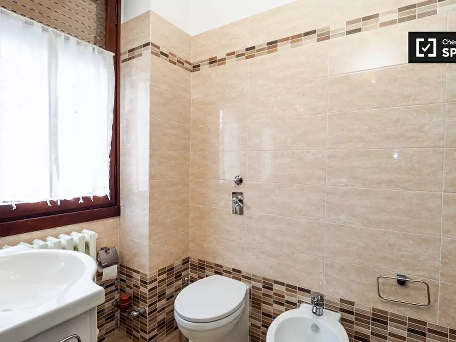 Immagine 5 di Camera condivisa in affitto  in Viale Renato Serra a Milano