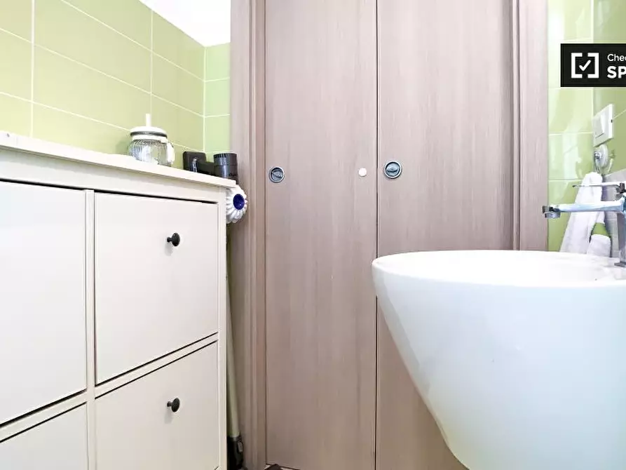 Immagine 16 di Appartamento in affitto  in Via dei Lucilii a Roma