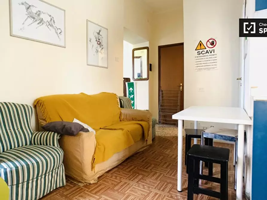 Immagine 5 di Camera condivisa in affitto  in Via Alessandro Cialdi, 00154 Roma RM, Italy a Roma