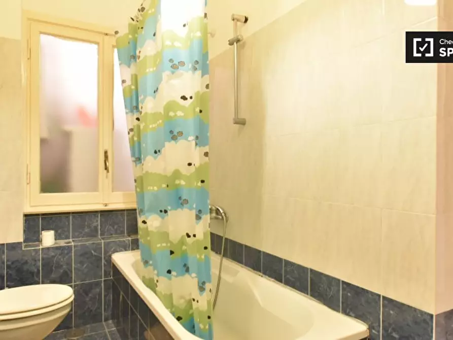 Immagine 12 di Camera condivisa in affitto  in Via Luciano Zuccoli a Roma