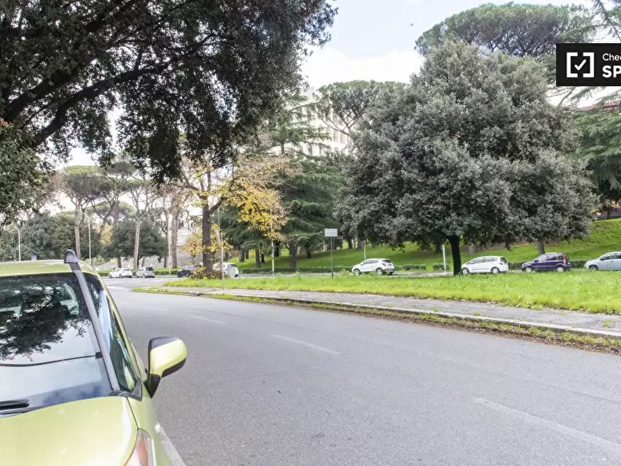 Immagine 7 di Camera condivisa in affitto  in Viale Egeo, 00144 Roma RM, Italy a Roma