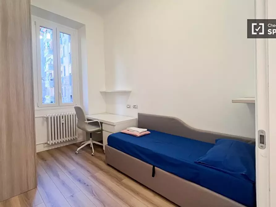 Immagine 1 di Camera condivisa in affitto  in Via Bramantino a Milano