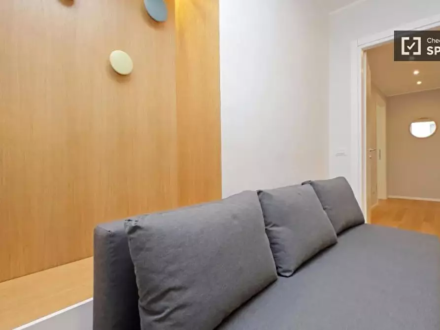 Immagine 8 di Appartamento in affitto  in Via Lorenzo il Magnifico a Roma