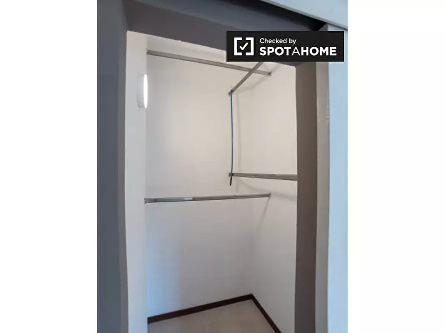 Immagine 4 di Camera condivisa in affitto  in Viale Ergisto Bezzi, 20146 Milano MI, Italy a Milano