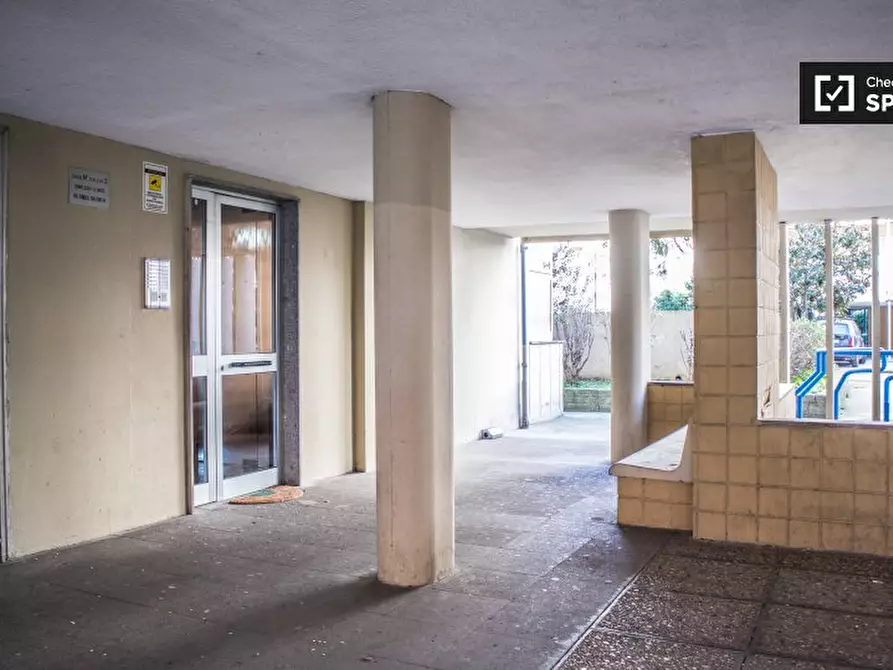 Immagine 17 di Camera condivisa in affitto  in Via Romolo Balzani, 00177 Roma RM, Italy a Roma