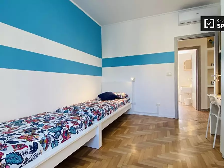 Immagine 11 di Camera condivisa in affitto  in Via Ruggero Leoncavallo a Milano