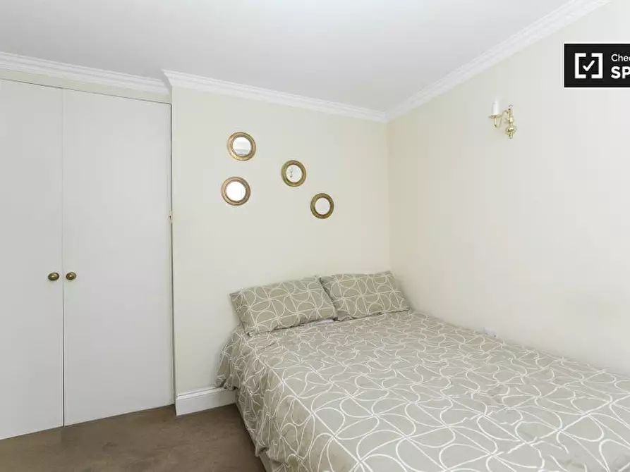 Immagine 2 di Camera condivisa in affitto  in Evenwood Close a Wandsworth