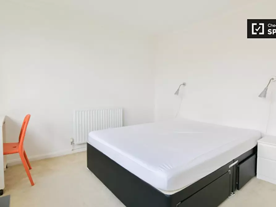 Immagine 15 di Camera condivisa in affitto  in St.Anns Rd, White City, London W11 4ST, UK a Kensington