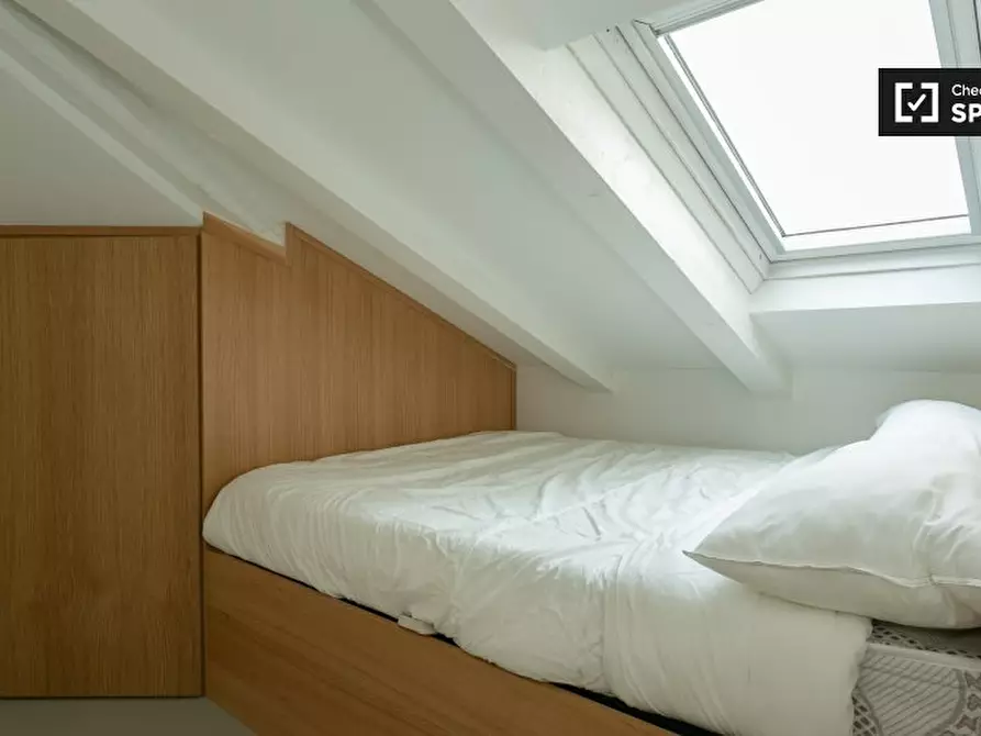 Immagine 12 di Appartamento in affitto  in Piazza S. Camillo de Lellis a Milano