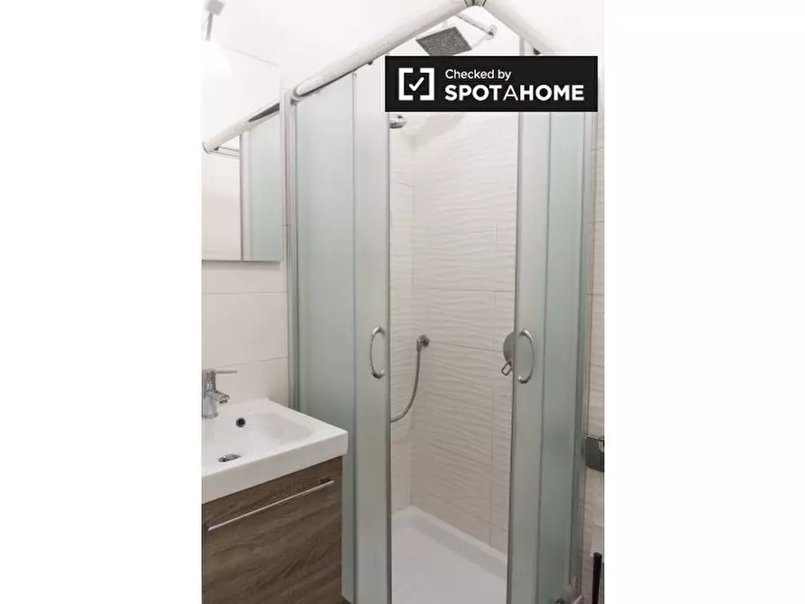 Immagine 6 di Appartamento in affitto  in Via Tunisi a Roma