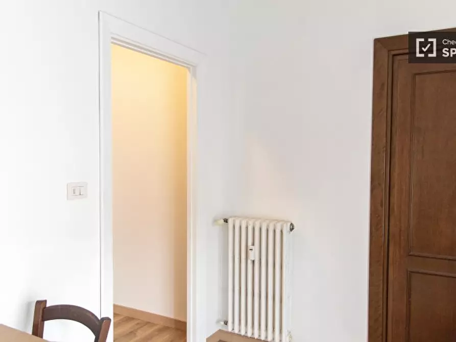 Immagine 12 di Appartamento in affitto  in Via S. Fulgenzio a Roma