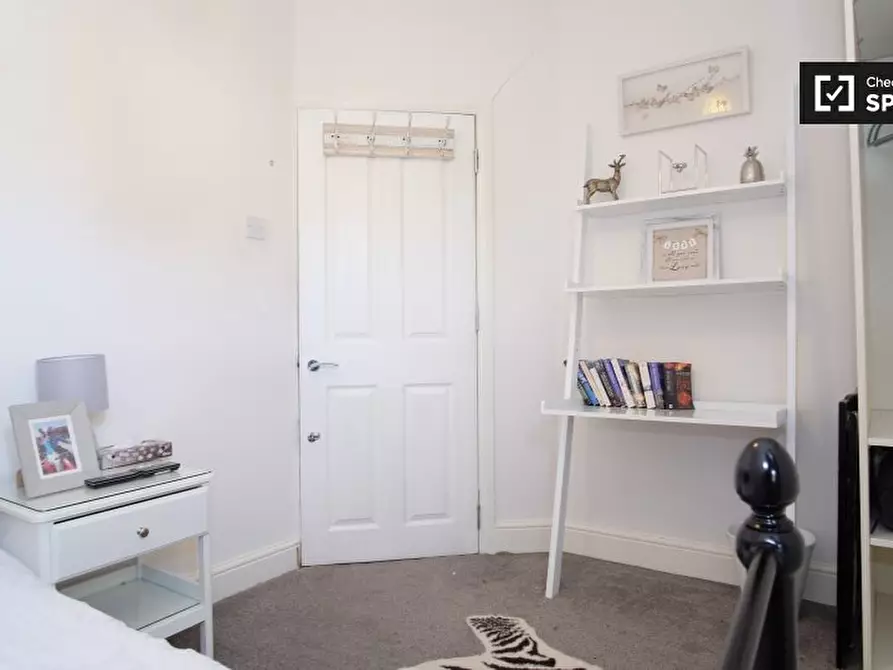 Immagine 2 di Camera condivisa in affitto  in Faversham Rd a Lewisham