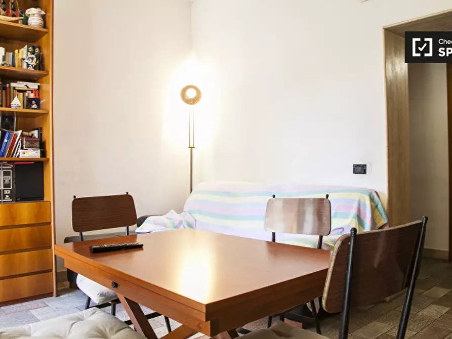 Immagine 10 di Camera condivisa in affitto  in Via dei Crispolti a Roma